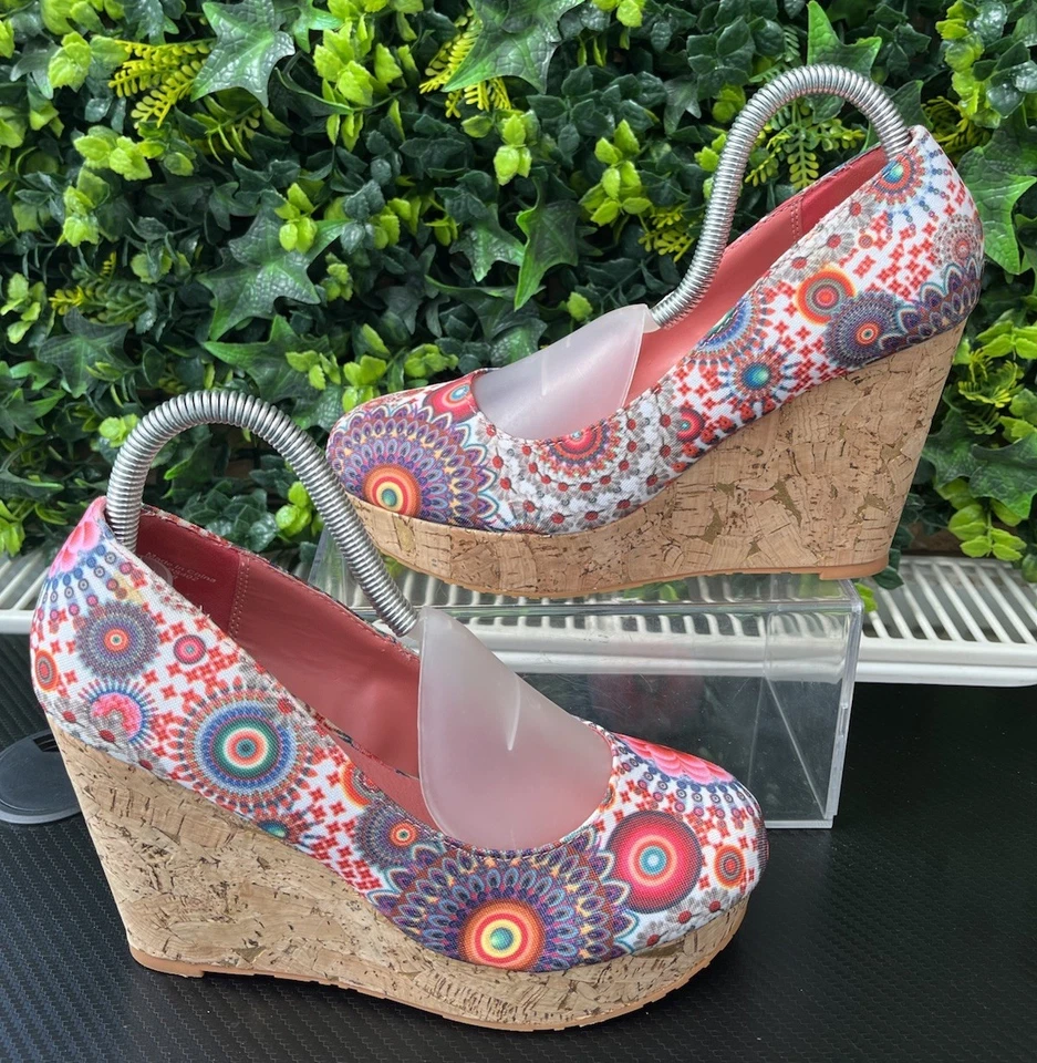 Pretty Floral Flower Summer Hippy DESIGUAL Cork Wedge Shoes Size 6 / 39 4” Heel - Image 2 of 4