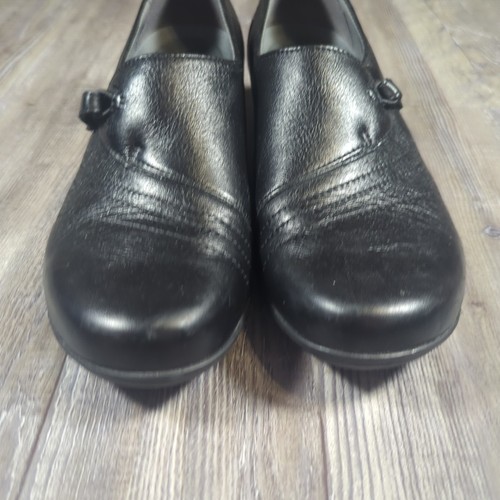 Zueco Dansko Franny para mujer talla 39 EE. UU. 8,5 cuero napa fresado negro 5500020200 - Imagen 3 de 12