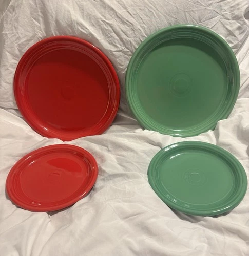 Fiestaware Dinner & Dessert Plates 10 1/2" Fiesta Homer Laughlin Red & Green