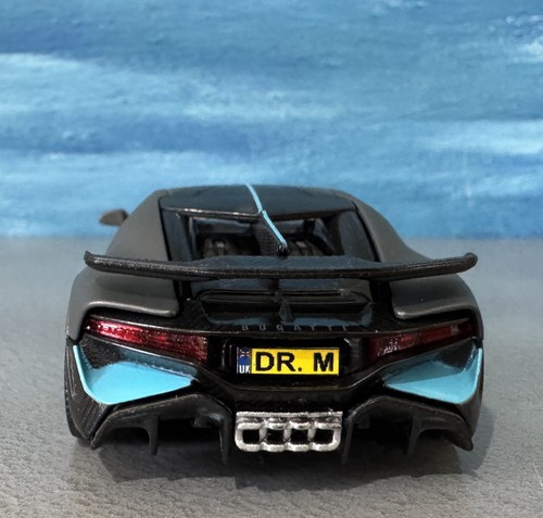 Bugatti Divo 1:43 Grey/Blue Diecast Model Toy Car – Personal Name Birthday Gift - Picture 4 of 10