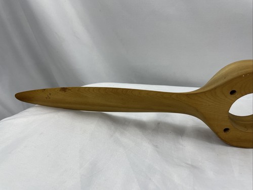 Vintage 26” Wooden Propeller Decoration for Aviation & Airplane Enthusiasts - Picture 8 of 8