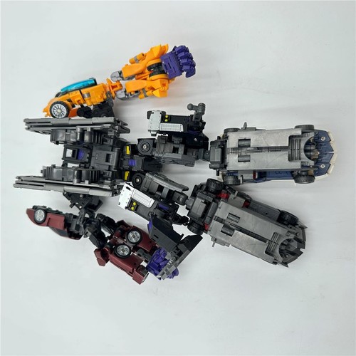 Fansproject Intimidator (3rd Party Stunticons, Menasor) Missing Pieces - Picture 3 of 12