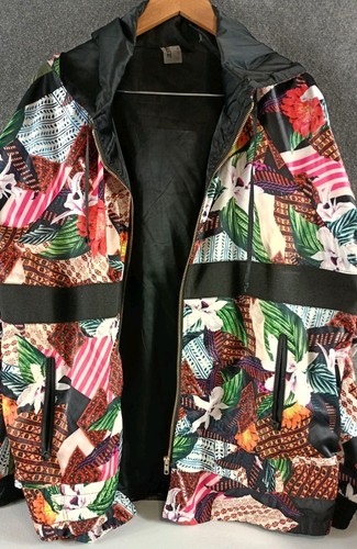 Jaase Size L Oversized 12-18 Floral & Black Zip-up Lined Satin Bomber Jacket  - Bild 3 von 20