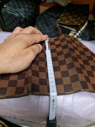 LouisVuitton - Bild 15 von 19