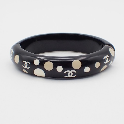 CHANEL CC Logo Dots Bangle Bracelet 05 C Black France Accessory 62KA865 - Picture 3 of 13