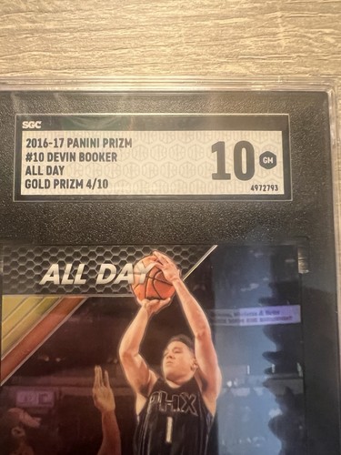 Panini Prizm Devin Booker 2016-17 All Day Gold Prizm/10 SGC 10 GEM SSP Suns - Imagen 3 de 3