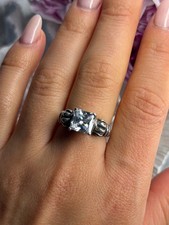 Vintage 925 Sterling Silver Cz Ring Size 8