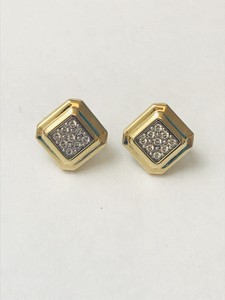 Vintage-Avon-Earrings-Rhinestones-Gold-Tone-Clip-On-Costume-Jewelry-Retro