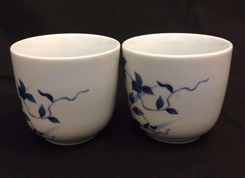 Vintage blaue Blumen Floral japanische Seitengriff Teekanne mit 2 passenden Tassen - Bild 7 von 8
