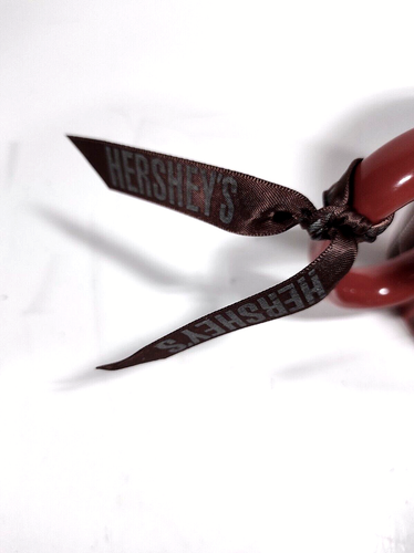 Hersheys Pralinen Karo Tartan Kaffee oder heiße Schokolade Becher mit Band Quaste - Bild 6 von 7