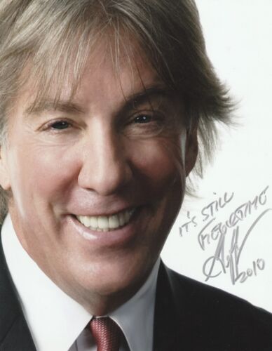 LEGENDARY ATTORNEY GEOFFREY FIEGER SIGNED COLOR 8X10 RARE