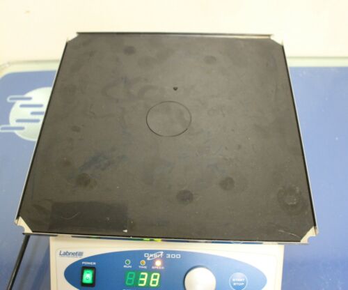 Agitador digital multipropósito Labnet Orbit 1000 S2030-300B (funcionando) - Imagen 8 de 8
