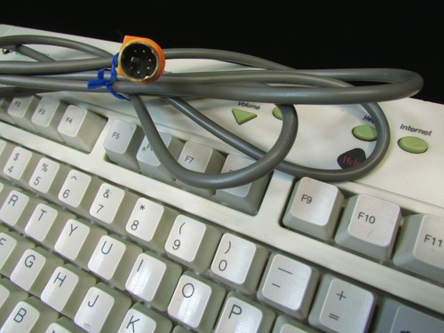 Vintage Gateway PC Computer Clicky MECHANICAL KEYBOARD G9900H Beige PS2 ~ Works! - Picture 5 of 24