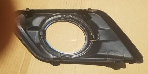 2020-2023 Nissan Sentra Fog Light Trim Front bumper. SV, SR. - Picture 2 of 3