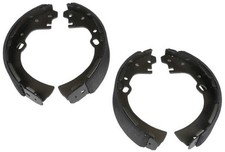 FOR NISSAN NAVARA D22 2WD RWD 2.5TD 02 03 04 05 06 07 REAR BACK BRAKE SHOES SET