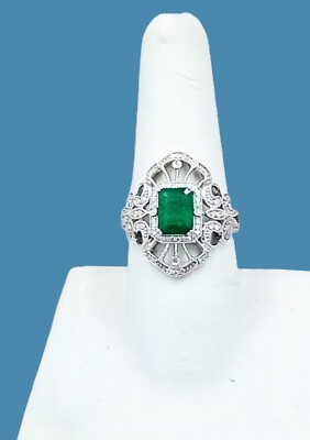 Nachlass Effy 14K Weißgold 1,5ct Smaragd und Diamant Cocktail Ring - Größe 8