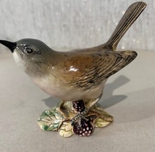 BESWICK BIRD THE WHITETHROAT MODEL  No. 2106B GLOSS FINISH PERFECT