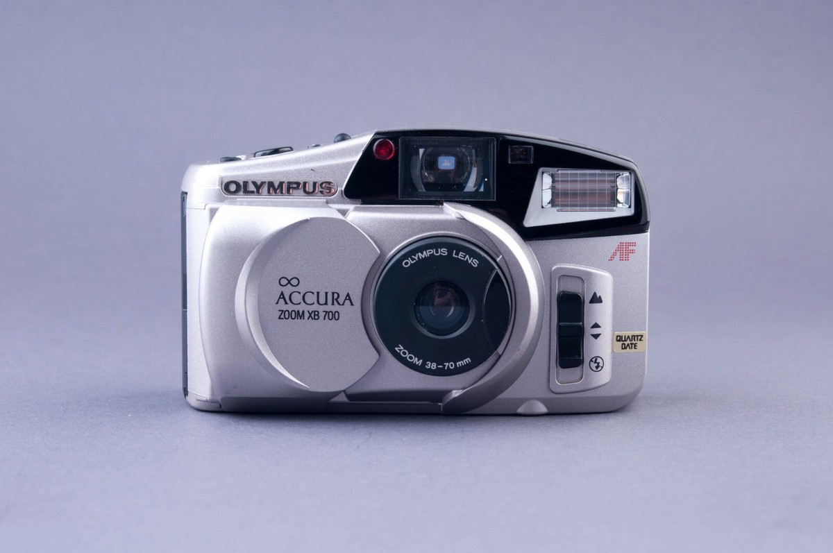 Olympus ACCURA ZOOM 700XB 35mm Point & Shoot Film Camera