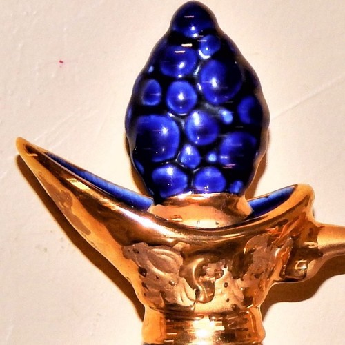 1963 Vintage Jim Beam Bottle Cobalt Blue Grapes Decanter Regal Ch… - Imagen 3 de 12