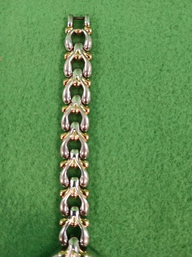 Armitron Diamond duel color Stainless Band Women's Great Condition New Battery - Picture 7 of 11