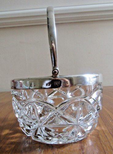 BON-BON/TRINKET BASKET, 11x7 cm, Pressed glass+Silver plate rim & handle,vintage - Picture 4 of 11