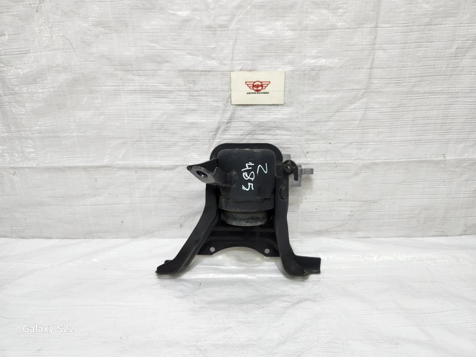 Toyota Corolla 2019-2025 montaje de motor pasajero derecho tracción delantera OEM 12305-F2010 Foto 4 de 4