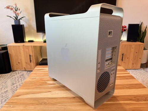 Mac Pro A1187 (Early 2008) – Dual 3.0GHz Xeon, 12GB RAM, Radeon XT1900XT, No HDD - Picture 6 of 8