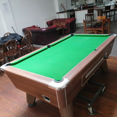Supreme Pool Table 7ft X 4ft Coin Operated One Year Old