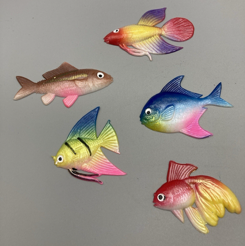 Decoraciones de pastel de plástico vintage decoración superior pescador con peces de colores años 60 - Imagen 4 de 5