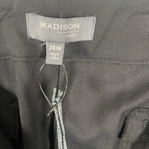Madison Women’s Black Dress Pants Size 24 NWT Tapered Leg Pull-On Trousers - Picture 4 of 15