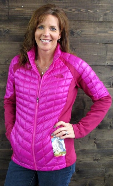 NEW Northface Womens Momentum Thermoball Hybrid Jacket CUJ7 Lum Pink Medium