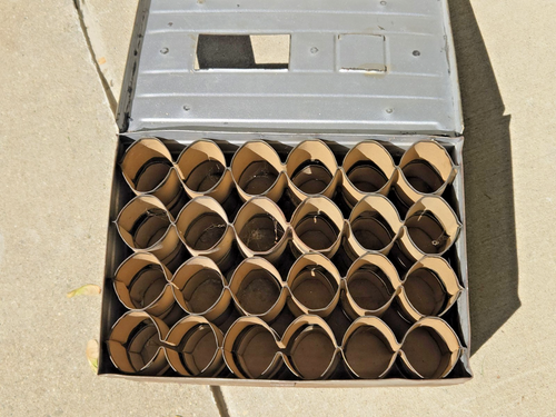 METAL EGG CRATE 4 doz Antique Storage Box VINTAGE, Nice FARMHOUSE Eggs - Picture 7 of 11