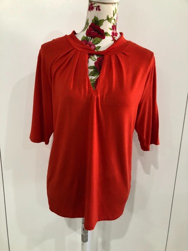 FREE POSTAGE IN AUSTRALIA - DAVID LAWRENCE RED PEEP HOLE TOP SIZE M - Bild 2 von 7