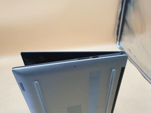 Dell XPS 15 9570 4K i7-8750H 32 GB, 1 TB, NVIDIA GeForce GTX 1050 Ti MAX Q, SL22 - Foto 16 di 20