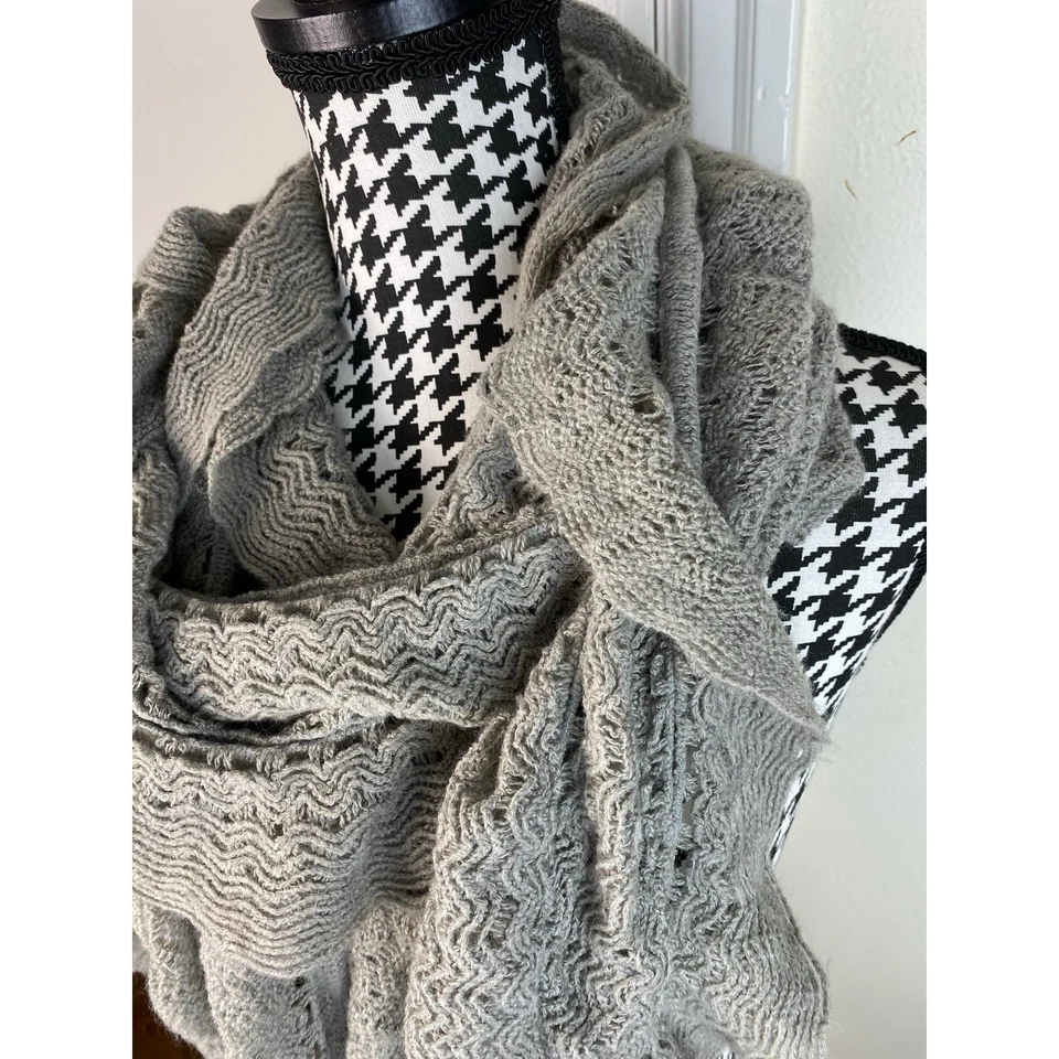 Frenchi Mujer Gris Flecos Delicado Volantes Tejido Bufanda 80"L X 13"W Foto 2 de 4