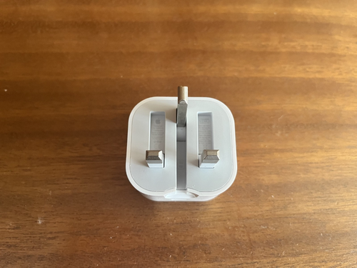 Apple Genuine 20W USB-C Power Adapter UK Plug For iPhone 15,14,13,12,11 (sealed) - Picture 3 of 5