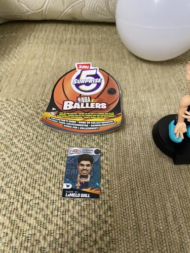 Zuru 5 Surprise NBA Ballers LaMelo Ball #1 Hornets Basketball Figur Lila Selten - Bild 3 von 10