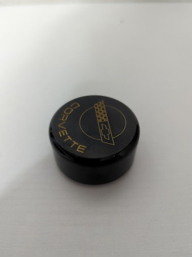 Vintage gravierter Corvette kleiner Puck Briefbeschwerer - Bild 3 von 5