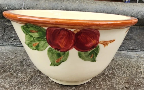 Vintage Early Franciscan Pottery Apple U.S.A. 8.75" Across Mixing/Serving Bowl