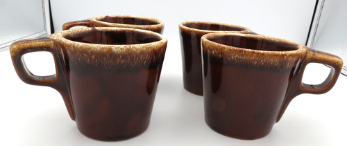 Set 4 tazze smaltate a goccia marrone ceramica Hull vintage made in USA - Foto 1 di 10