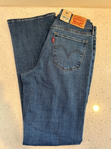 NWT - WOMEN'S Levis Size 6 Medium 28x32 Slimming Bootcut Stellar Stretch Jeans - Picture 1 of 9