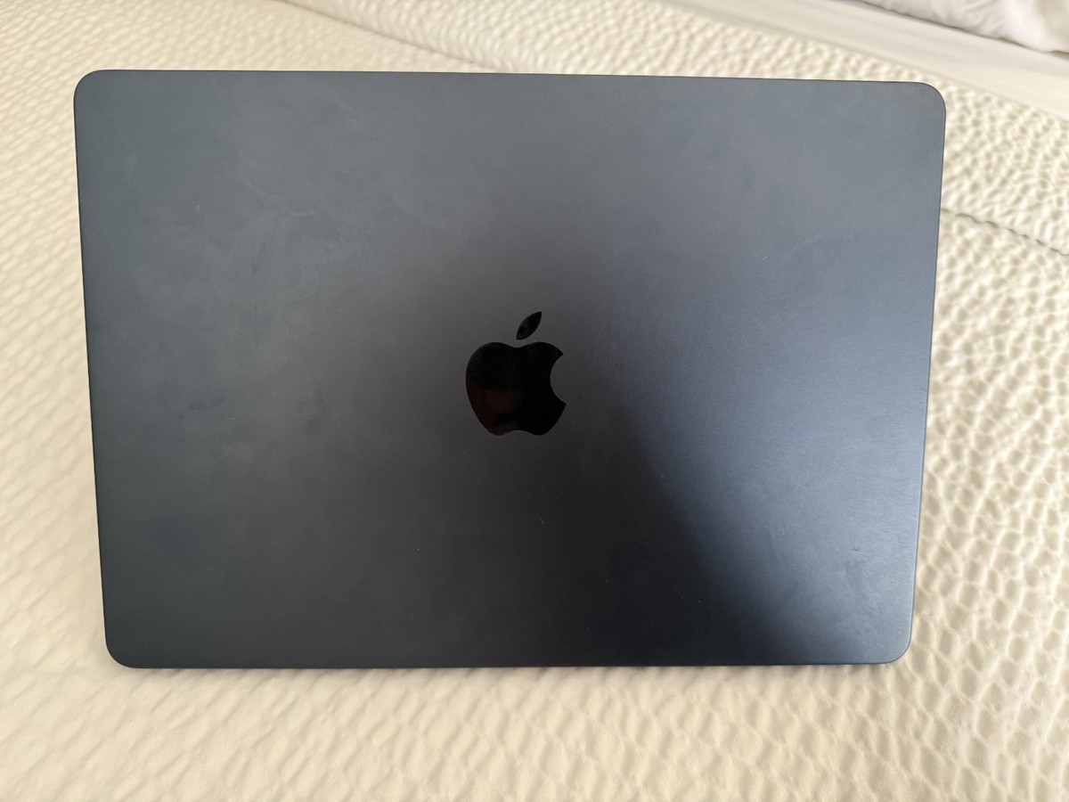 Apple MacBook Air 2023 M2 - 24GB - 15.3in - 1TB SSD | eBay