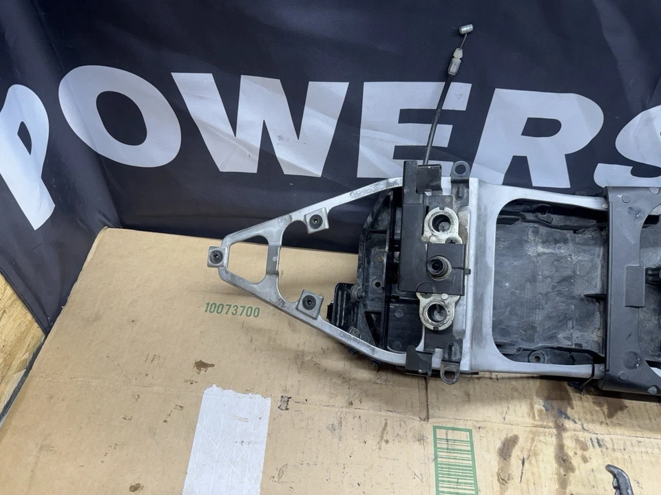 Subchasis trasero 09 Kawasaki Ninja ZX6R ZX600R ZX10R ZX636 32160-03998 Foto 4 de 4