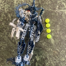 EYES WORK!! LEGO BIONICLE: Vezok (8902) 100% Complete Piraka Voya Nui 2006 Inika