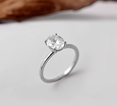 Oval Engagement 925 Silver CZ Diamond Solitaire ring Wedding & Anniversary Ring - Picture 3 of 5