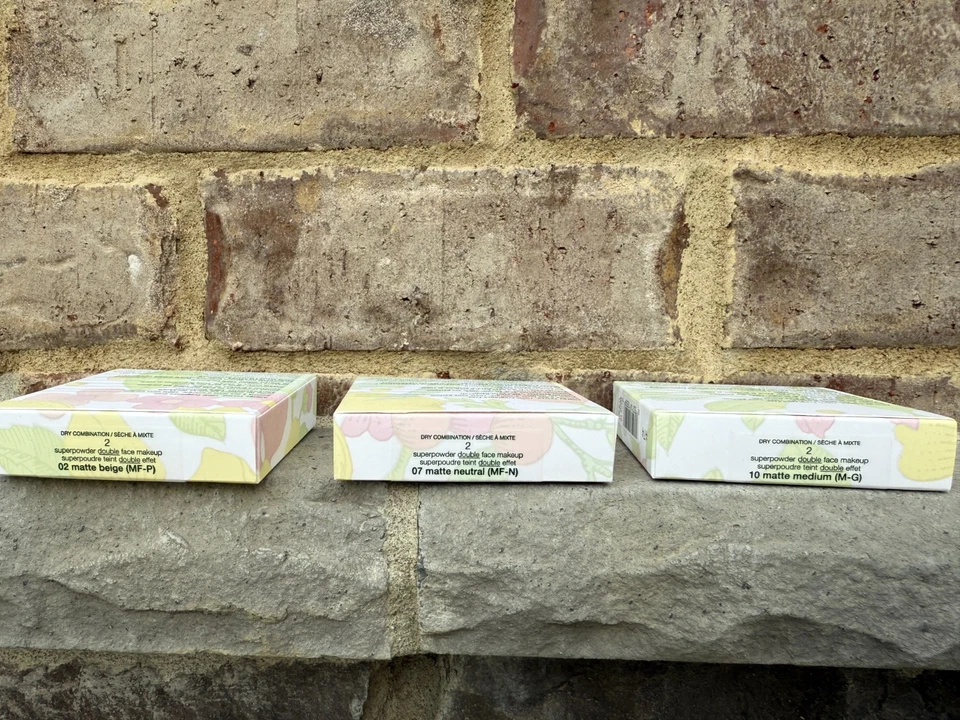 Clinique Superpowder Double Face Powder • 0.35 oz/10g 🩷Choose Your Shade• NIB - Image 2 of 2