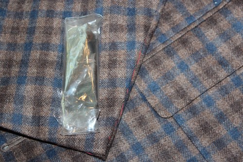 Isaia Tailored-Fit Brown Blue Check Wool Cashmere Sport Coat 56R (Eu 46) NWT - Picture 10 of 10