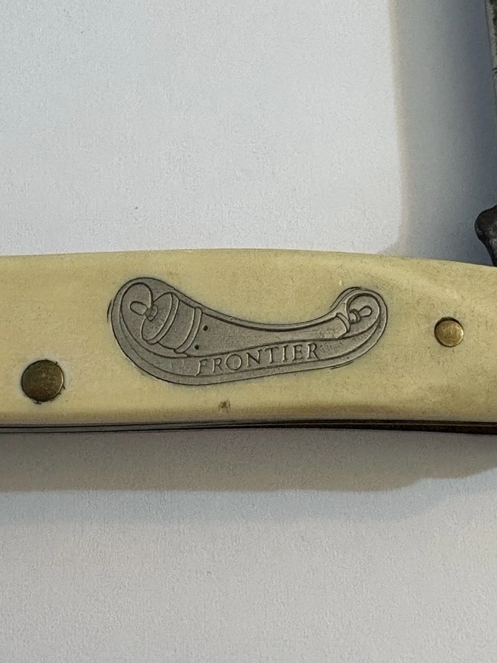 Navaja de Bolsillo Vintage Frontier Imperial 3 Hojas Stockman Modelo 4432 EE. UU. Foto 3 de 4