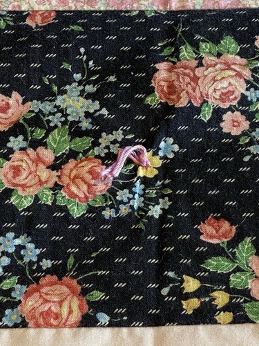 Vtg. Quilt Handmade 78" x 56" 100% Cotton Florals Pink Purple Blue Single - Picture 7 of 19