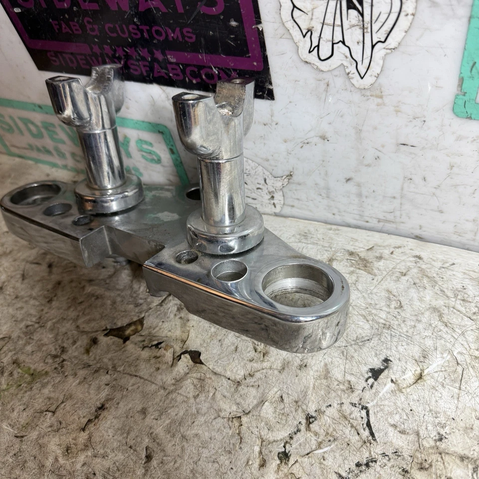 Abrazadera y elevadores triple superior para árbol Suzuki Intruder 800 750 88-91 VS800 VS750 Foto 3 de 4